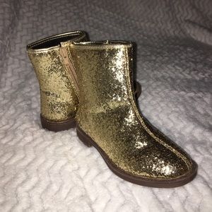 Crazy 8 Gold Boots